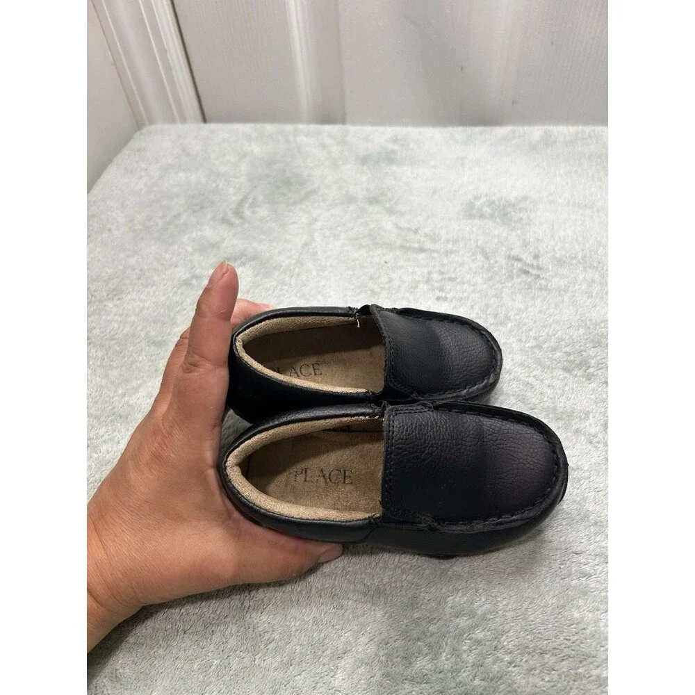 The Children’s Place Toddler Boys Black Slip-On Loafers Size 7